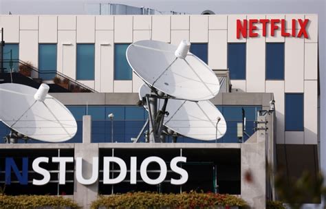 Household watch: Netflix to charge extra $8 for viewers outside subscriber’s home